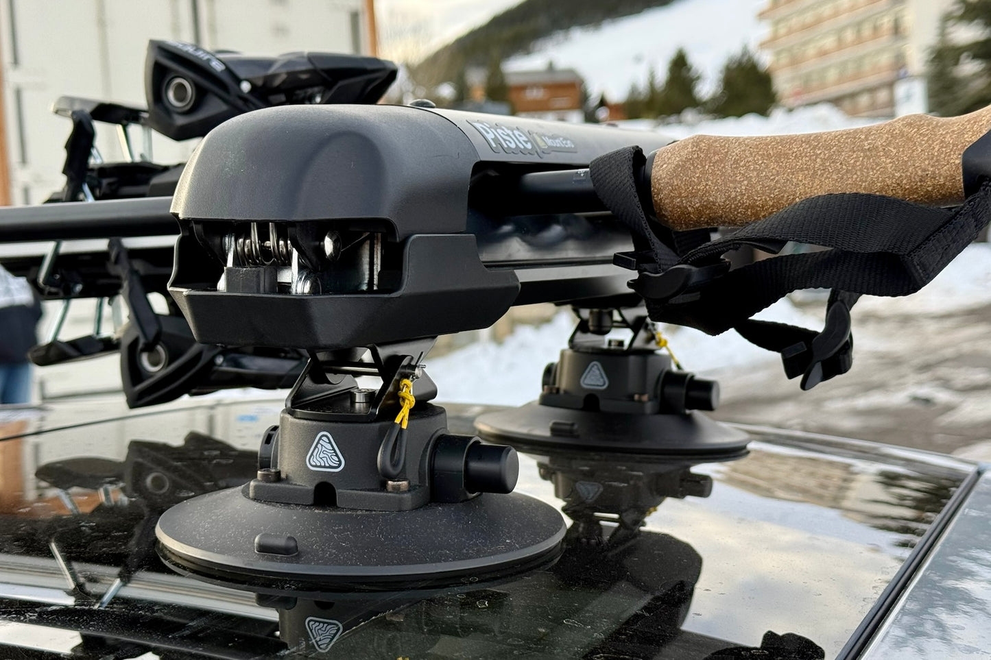 Porta sci e snowboard da pista